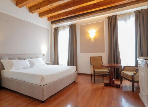 Standard Room - 1